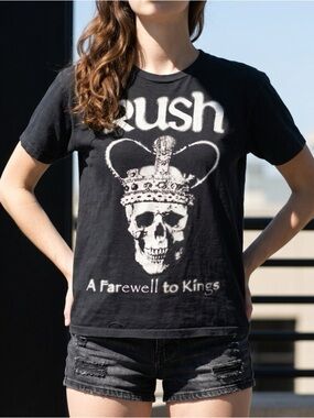 Black Graphic Skull Tee - A Farewell to Kings Men or Women